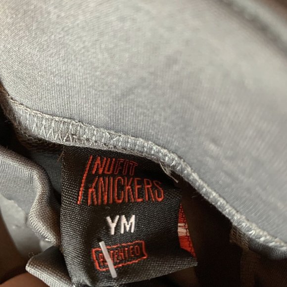 3N2 Softball Pants Girl's YM Graphite NuFit 3/4 Knickers with Belt Loops 7075 - Picture 7 of 9